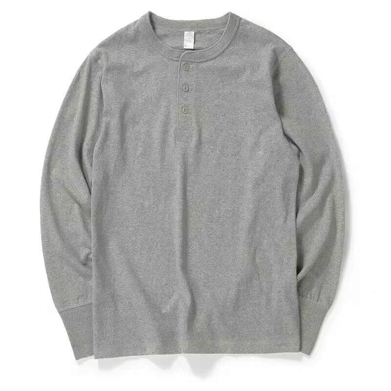 メンズ コットン長袖ヘンリーネックTシャツ — シンプルデザインのデイリーカジュアルスタイル