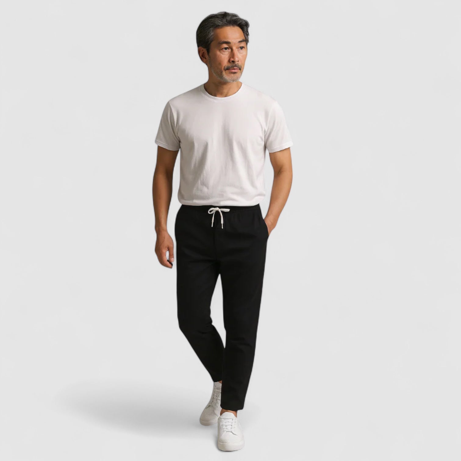 ケイ リラックス テーパードパンツ