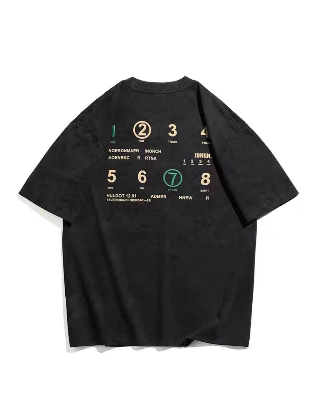 ナンバーアートバックプリントTシャツ