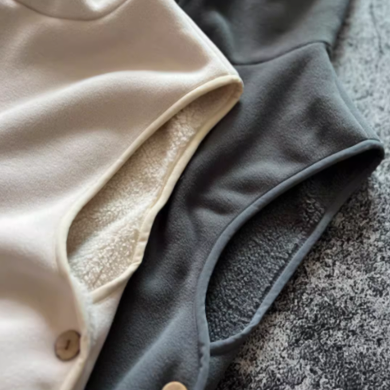 タカオ フリース フード付き ベスト