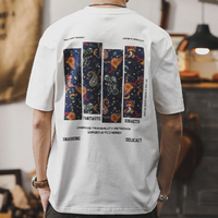 メンズ コットンペイズリーグラフィックTシャツ — バンダナバックプリントのビッグシルエット半袖