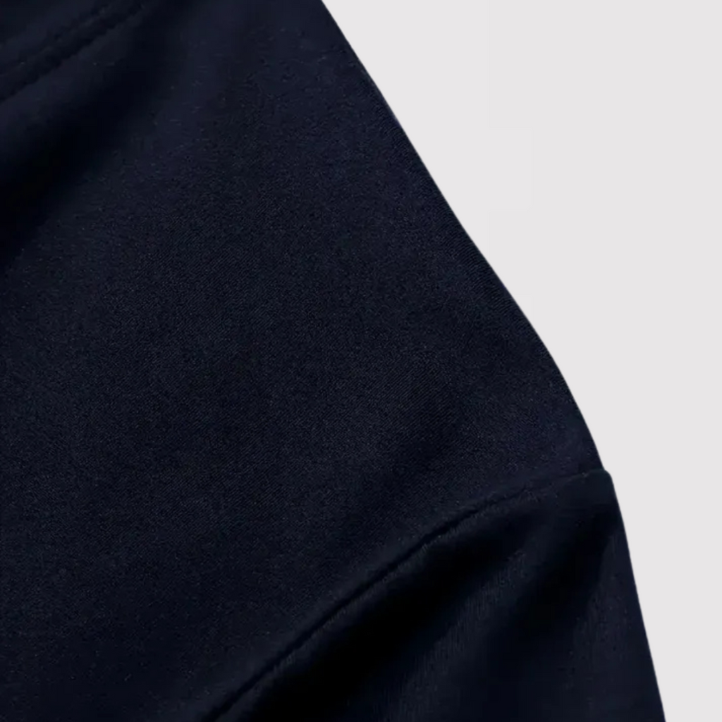 DAIGO | VネックTシャツ