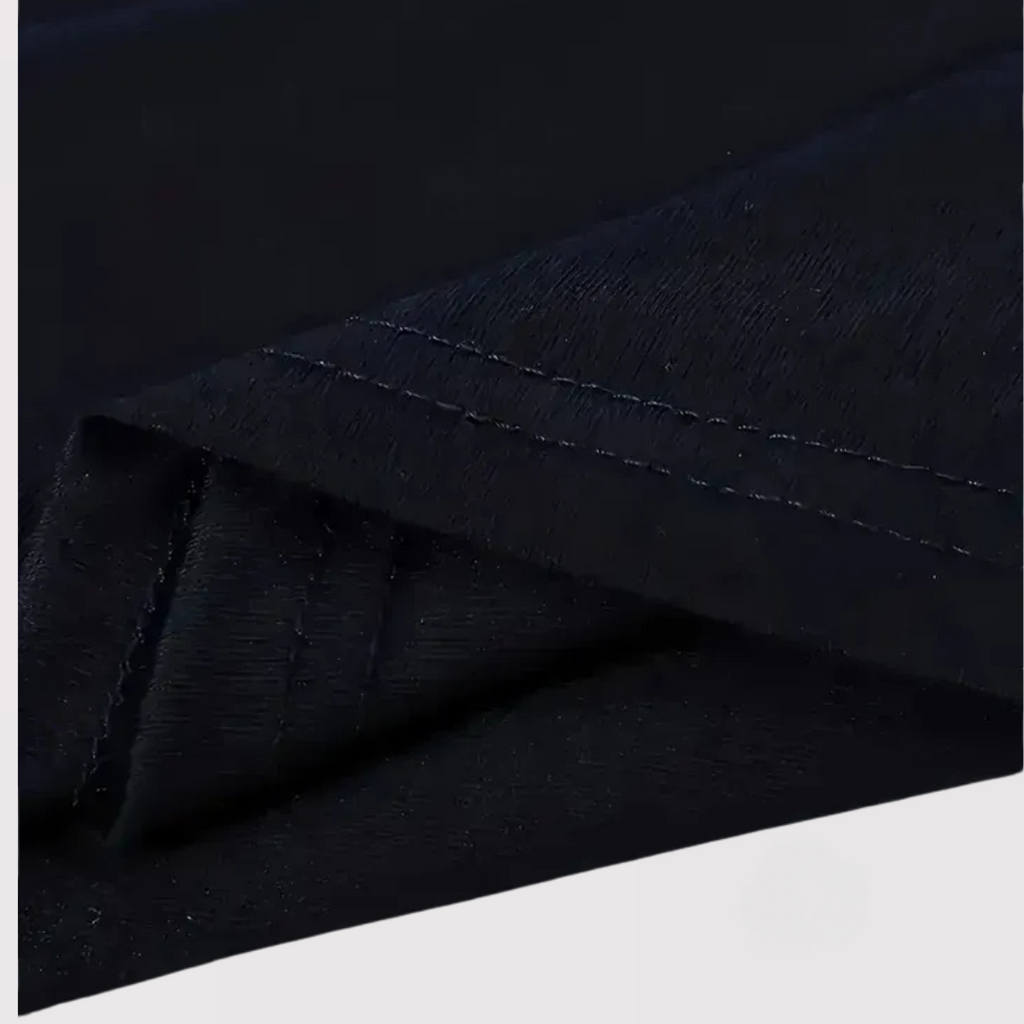 DAIGO | VネックTシャツ