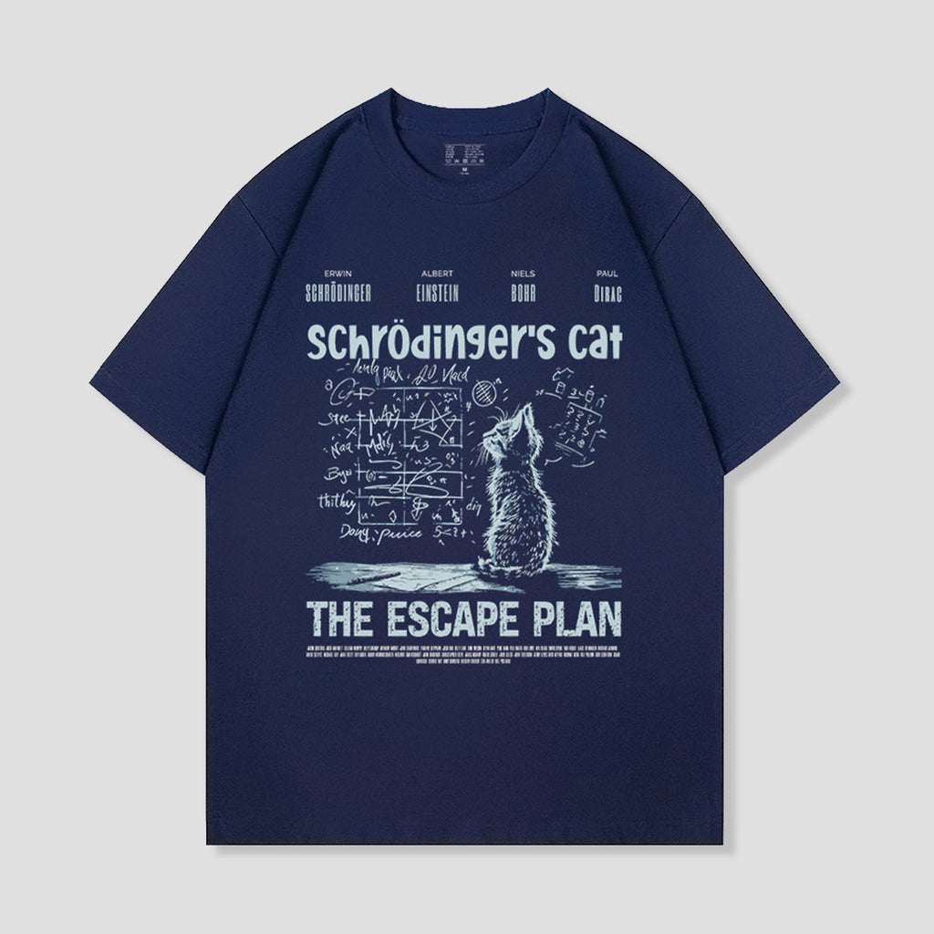 ネイビーのネコ柄Tシャツ、猫と数式風グラフィック