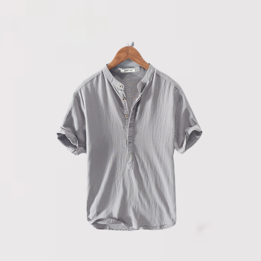 メンズ コットン半袖ヘンリーネックシャツ — ミニマルデザインのリラックスカジュアルサマーウェア