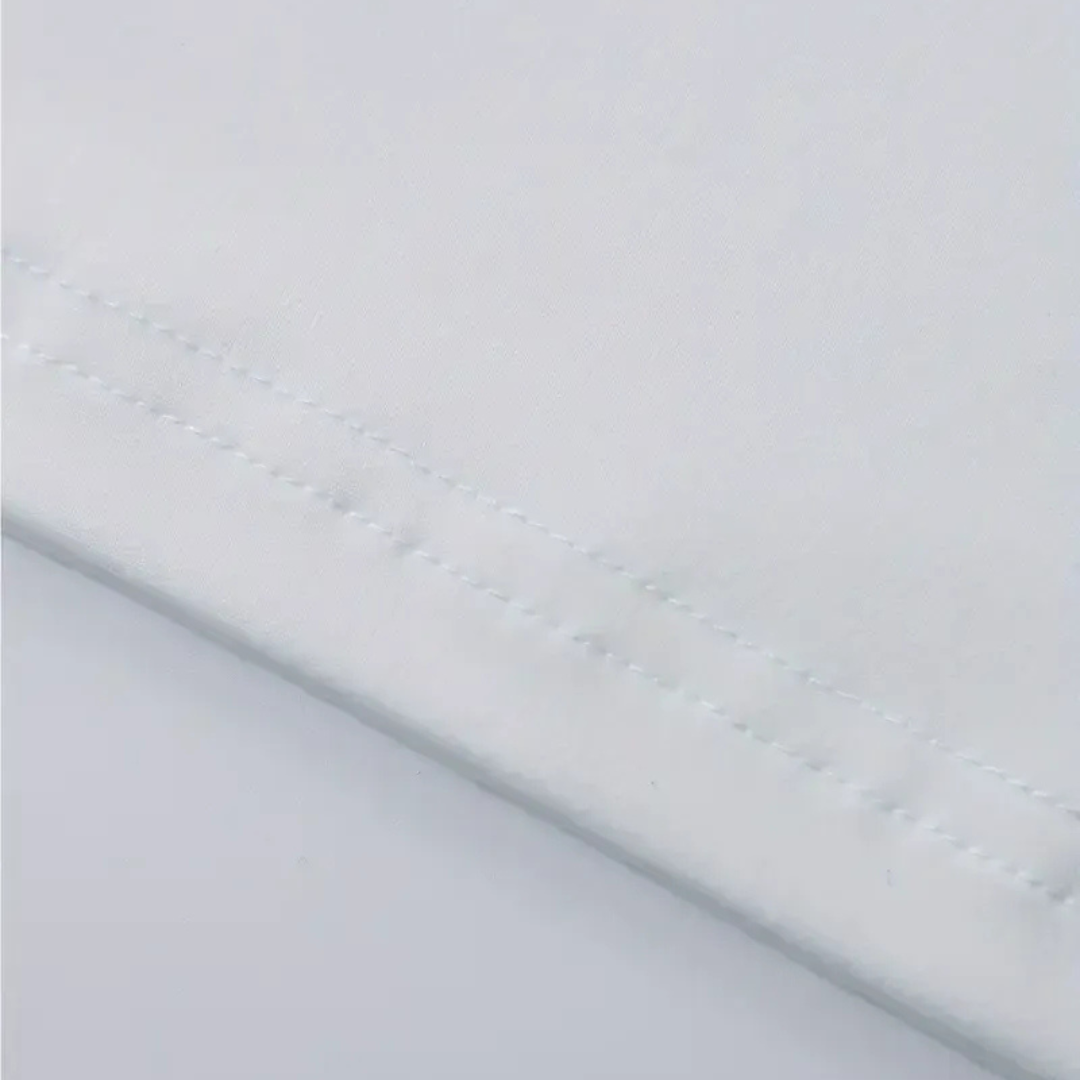 DAIGO | VネックTシャツ