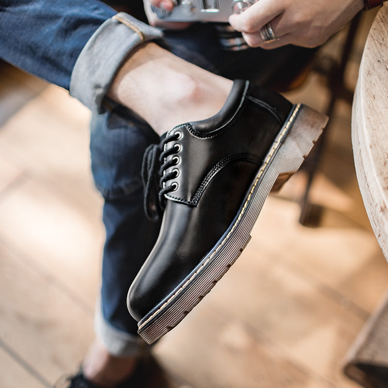 ブラック シンジ レザープレーントゥシューズ