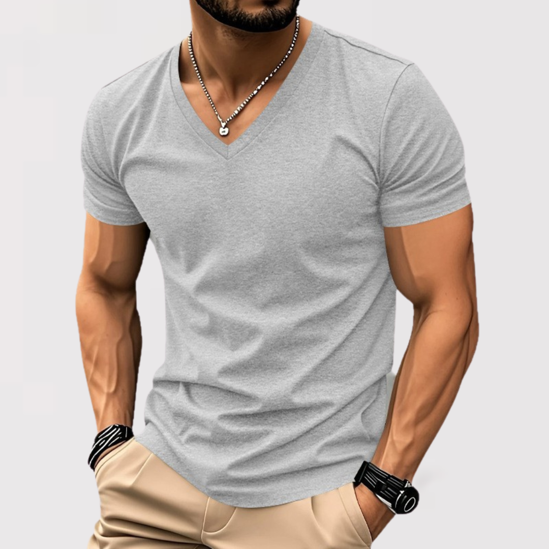 DAIGO | VネックTシャツ