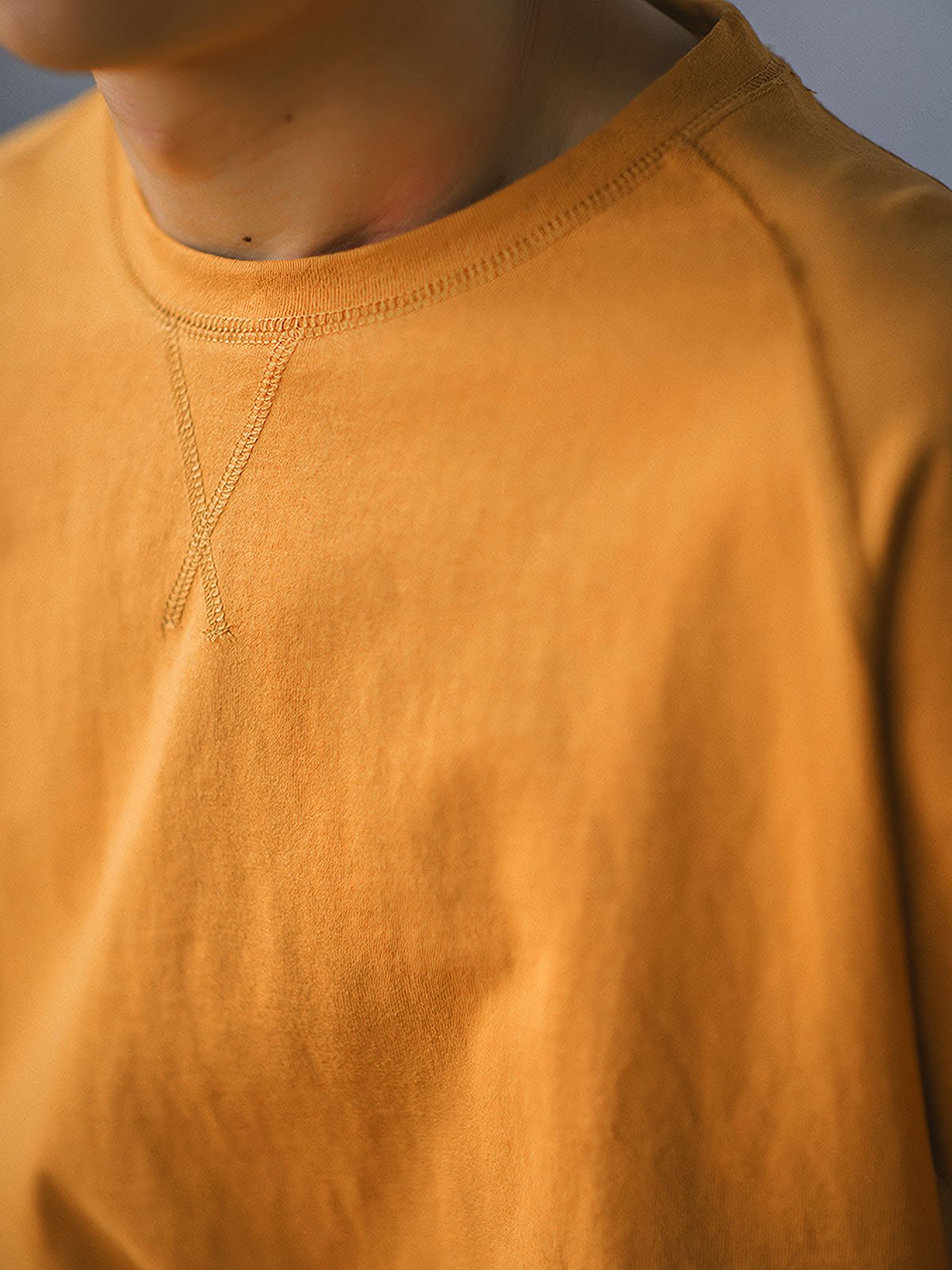 クルーネック半袖Tシャツ｜豊富な5カラー展開