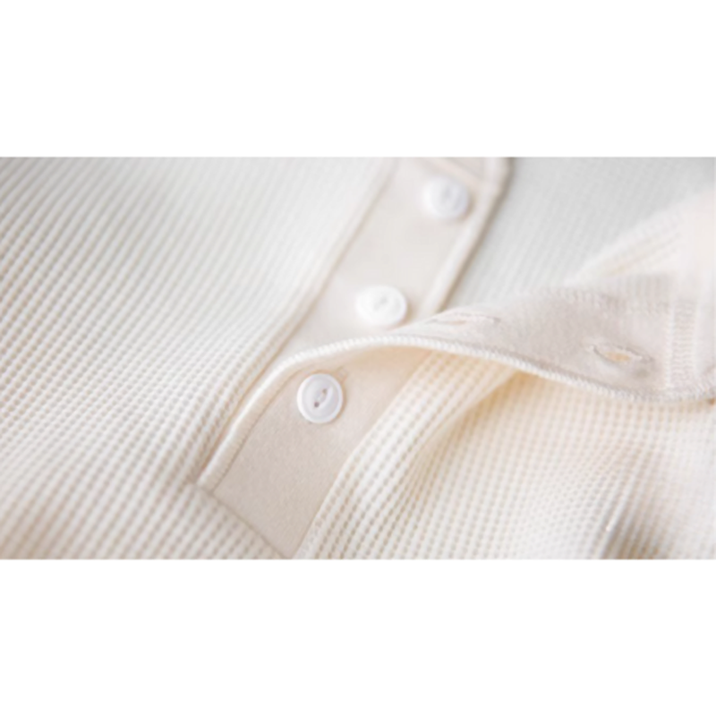 ホワイトリュウヘンリーネックワッフルシャツ