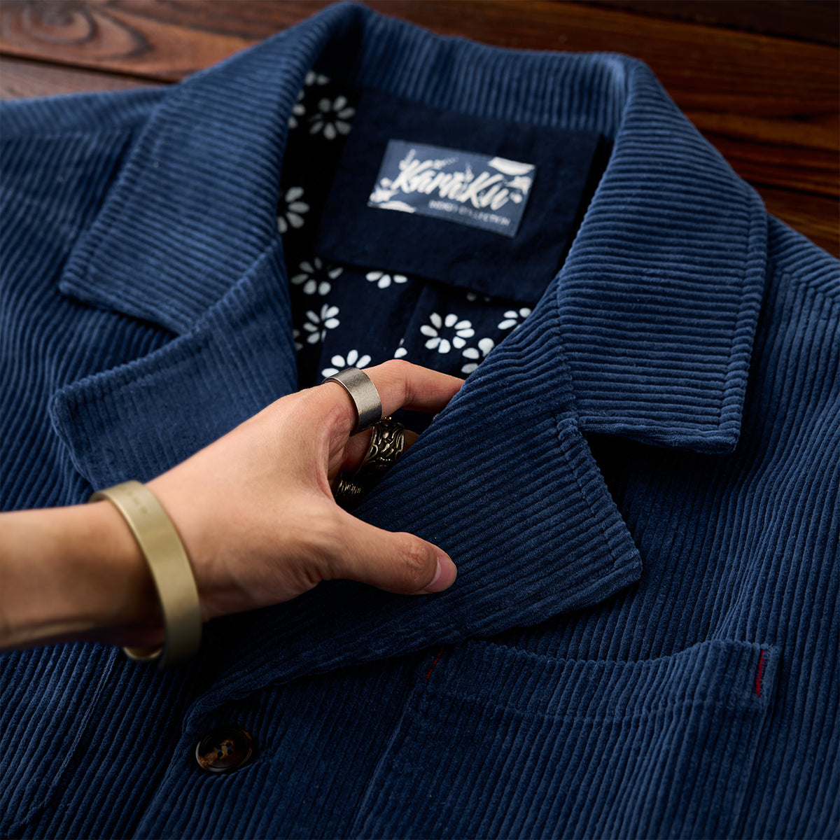 ネイビー ソラ コーデュロイワークジャケット