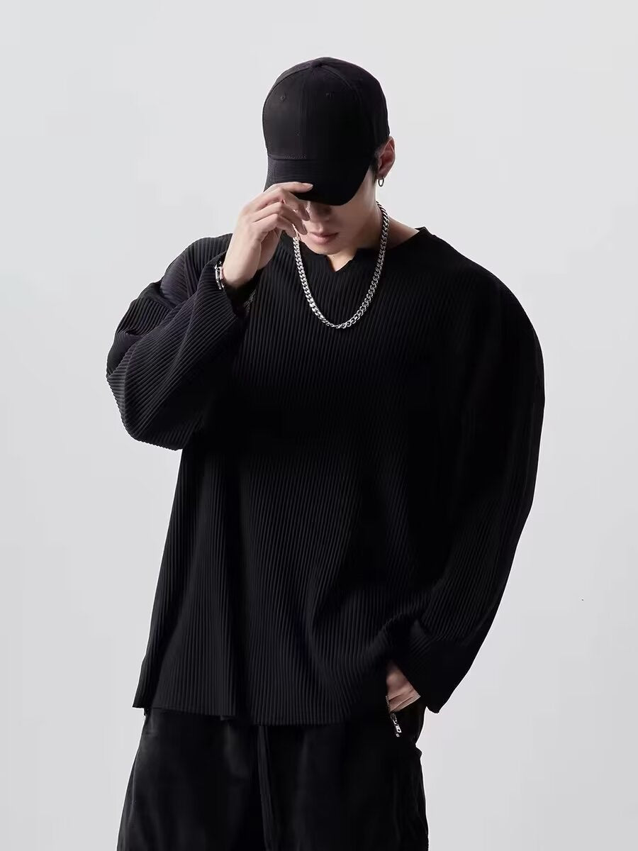 プリーツ長袖Tシャツ メンズ — 落ち感のあるオーバーサイズのスキッパーカットソー