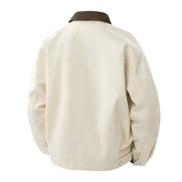 フライトジャケット、背面の白系ボディ、ブラウンの襟