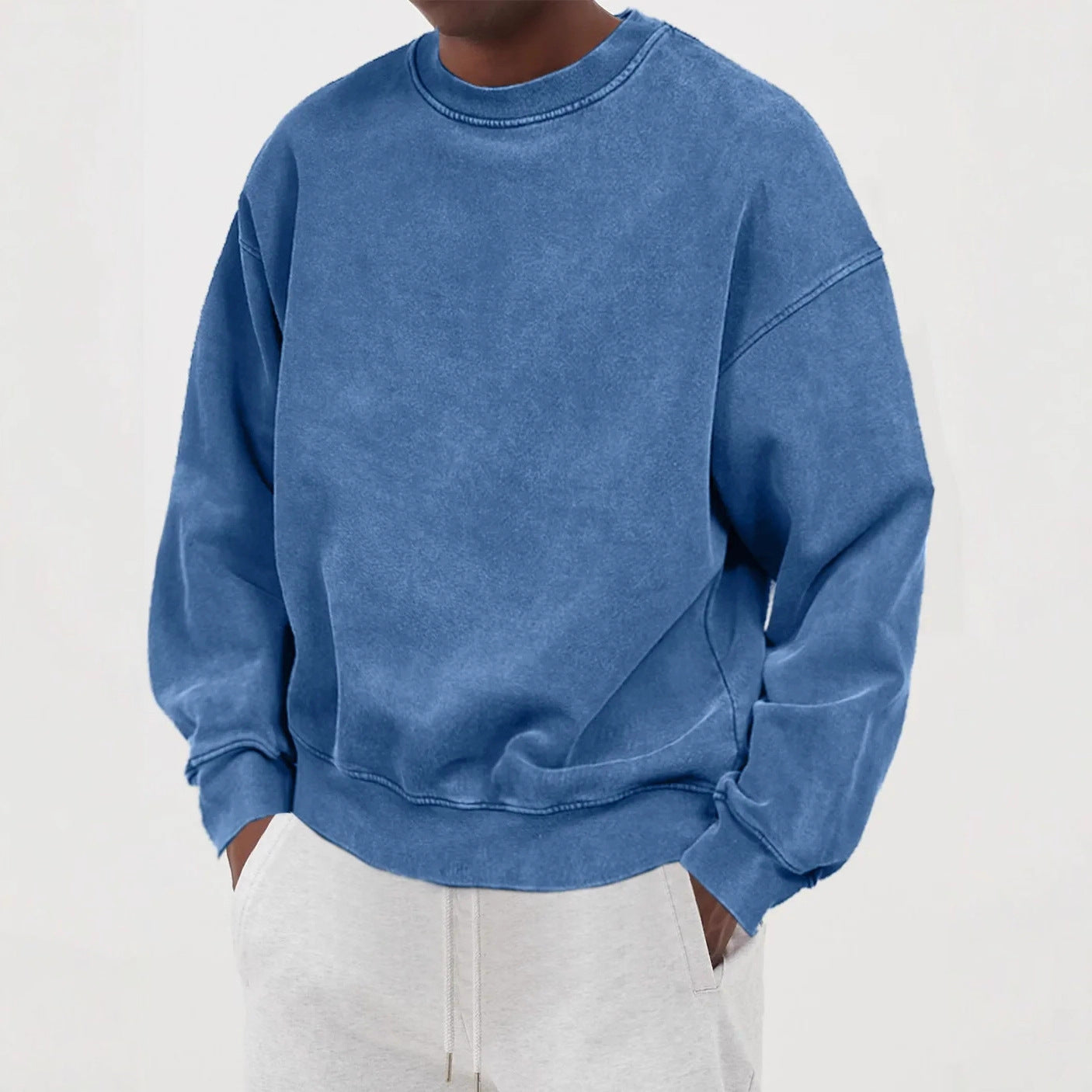 スウェット メンズ — ウォッシュ加工が効いたオーバーサイズのコットントレーナー