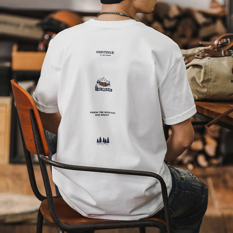 メンズ コットンアウトドアバックプリントTシャツ — ネイチャーグラフィックのビッグシルエット半袖