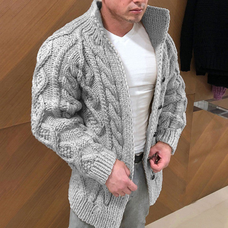 ケーブルニットカーディガン メンズ — 厚手ウールのショールカラーアラン編みニット