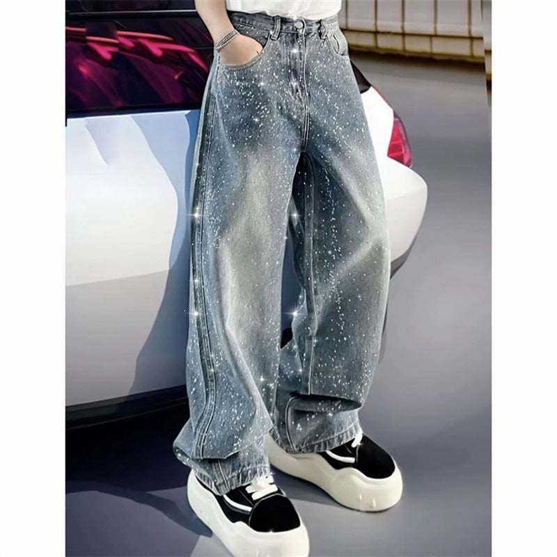 スパンコール加工のメンズジーンズ、ブルーのワイドストレート、光るプリント