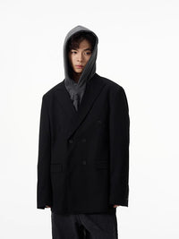 フード付きメンズブラックのダブルブレストスーツジャケット、前ボタンとフロントポケット