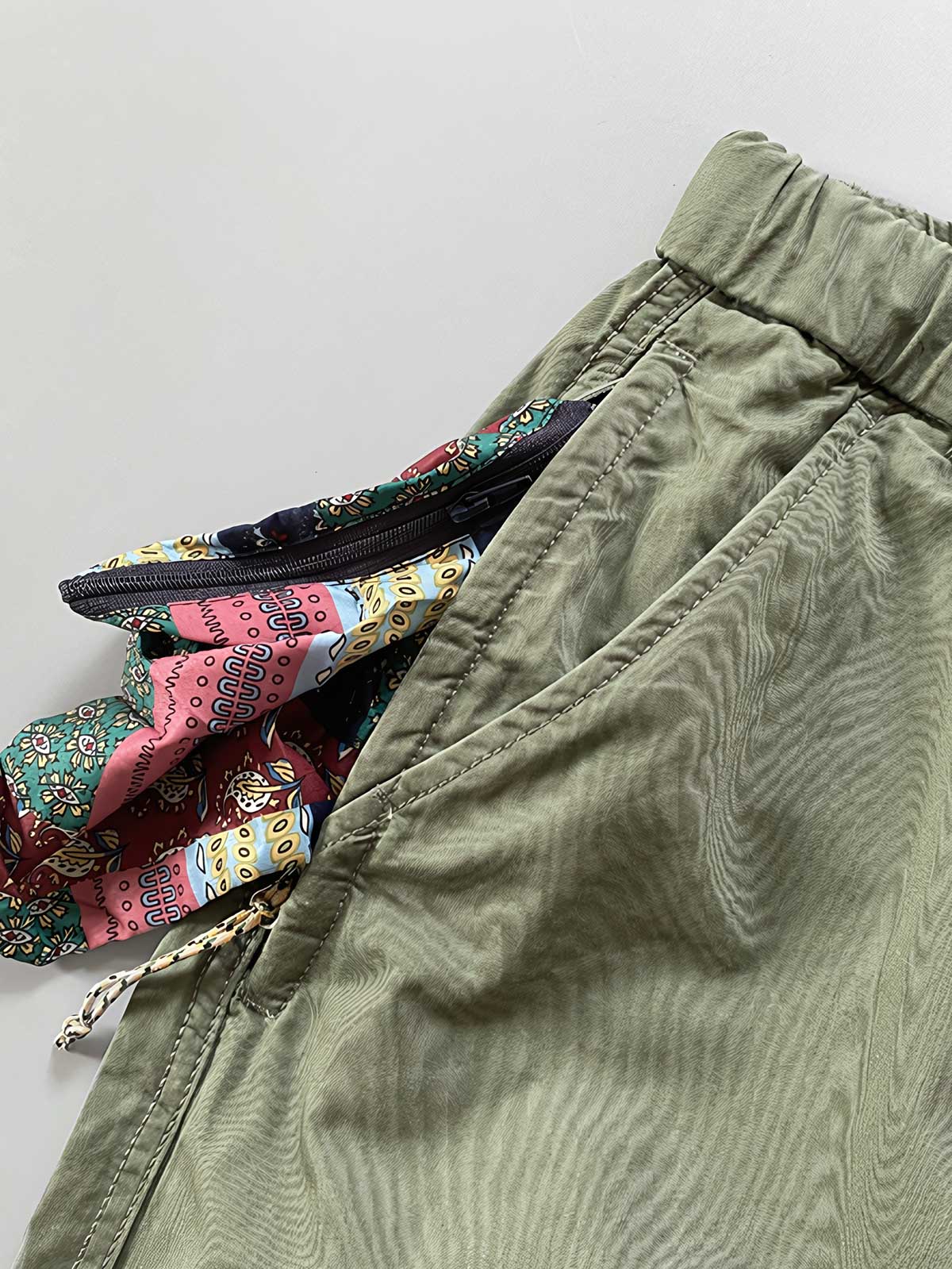 ハル ベルトカーゴパンツ