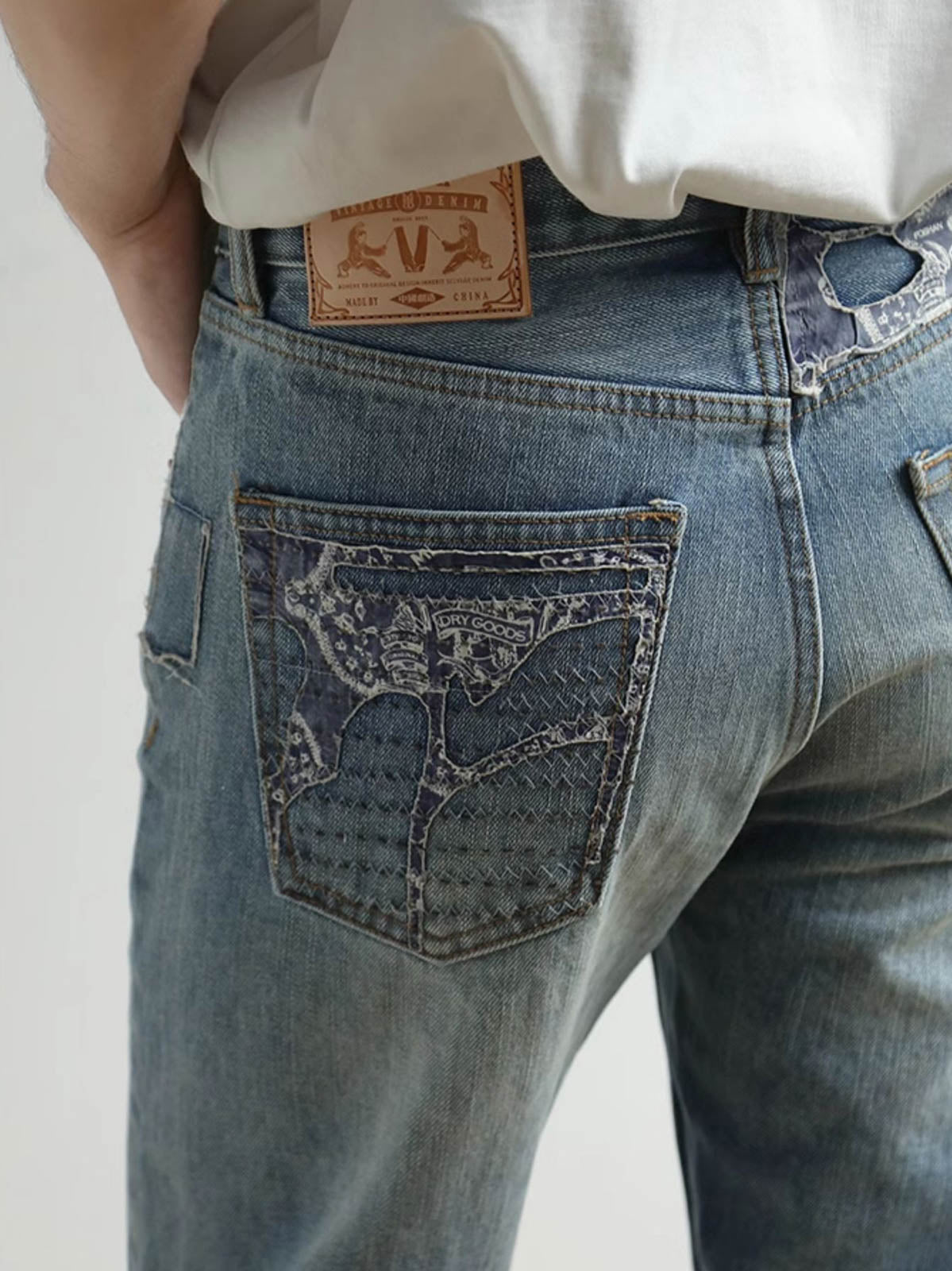 アオイリペアデニムジーンズ