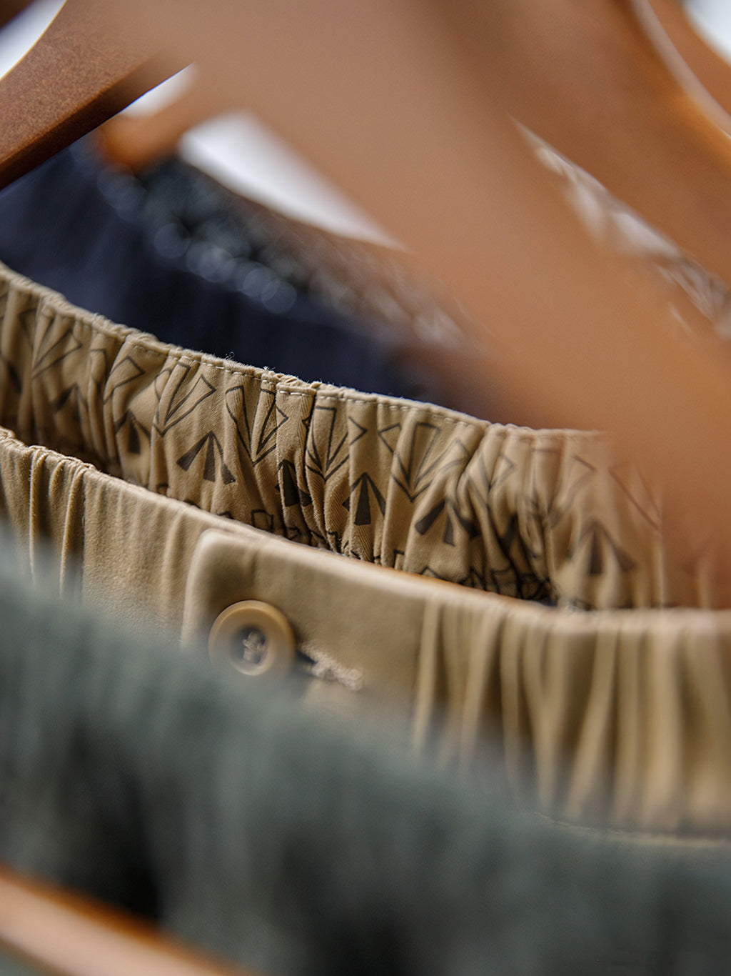 ワークチノイージーパンツ