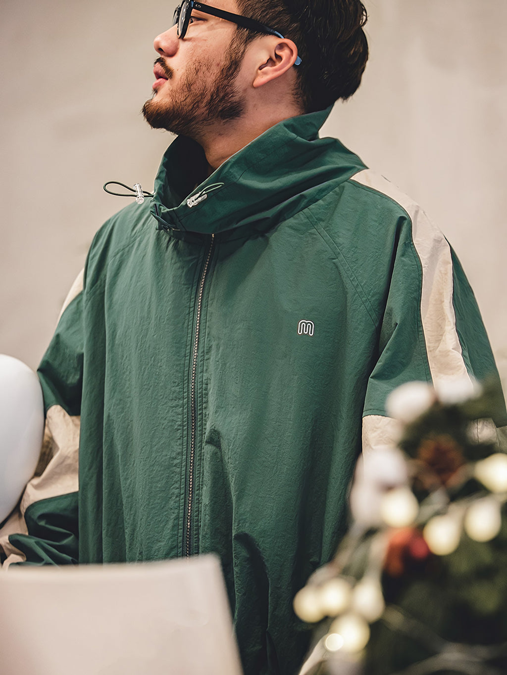 リョウ コントラスト ウィンドブレーカー