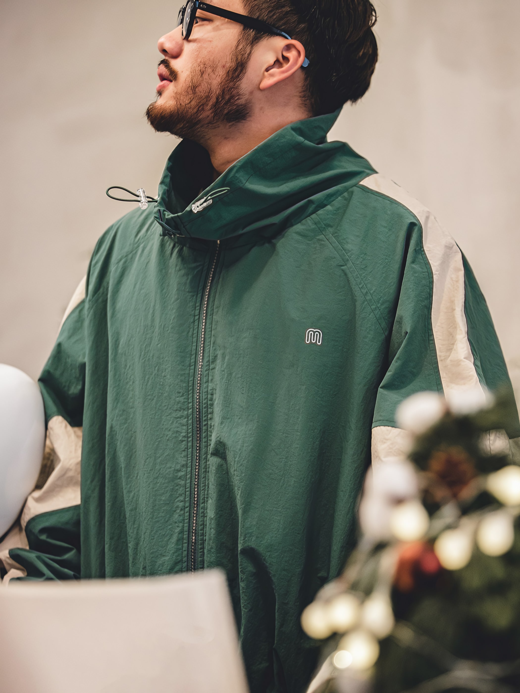 リョウ コントラスト ウィンドブレーカー