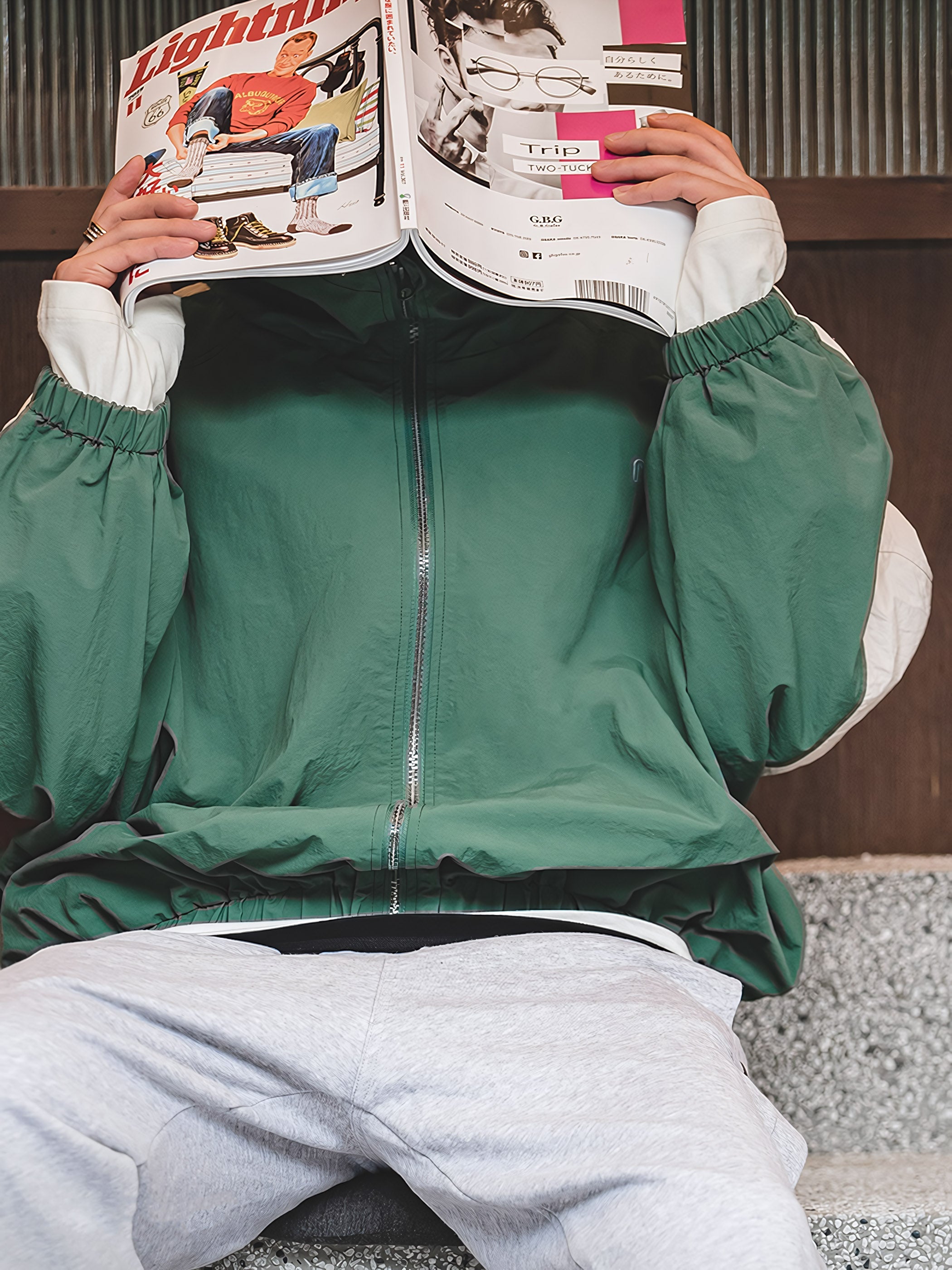 リョウ コントラスト ウィンドブレーカー