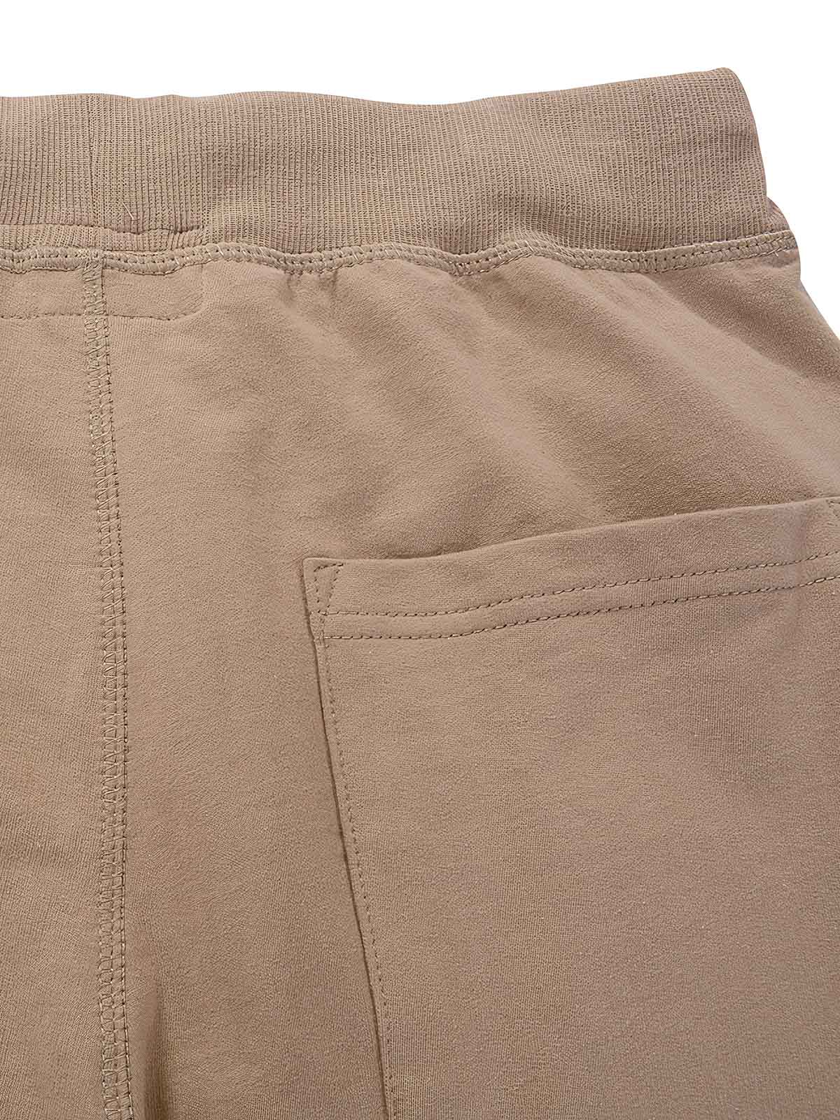 メンズ コットンショートパンツ ベージュ バックポケット ディテール