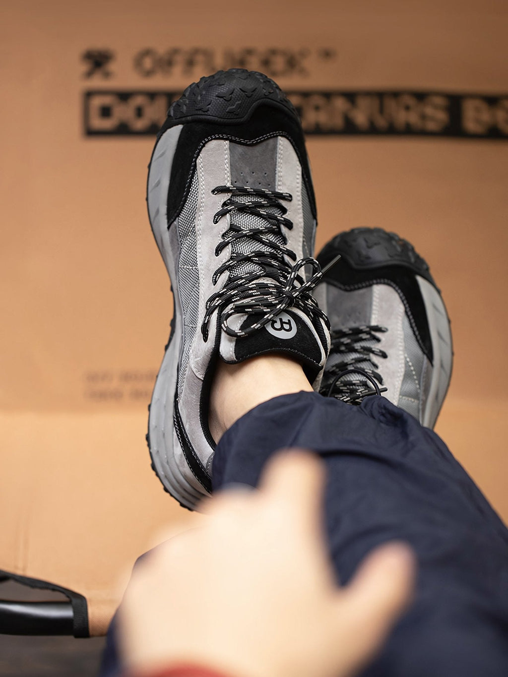 タク ミックスマテリアル マウンテンスニーカー