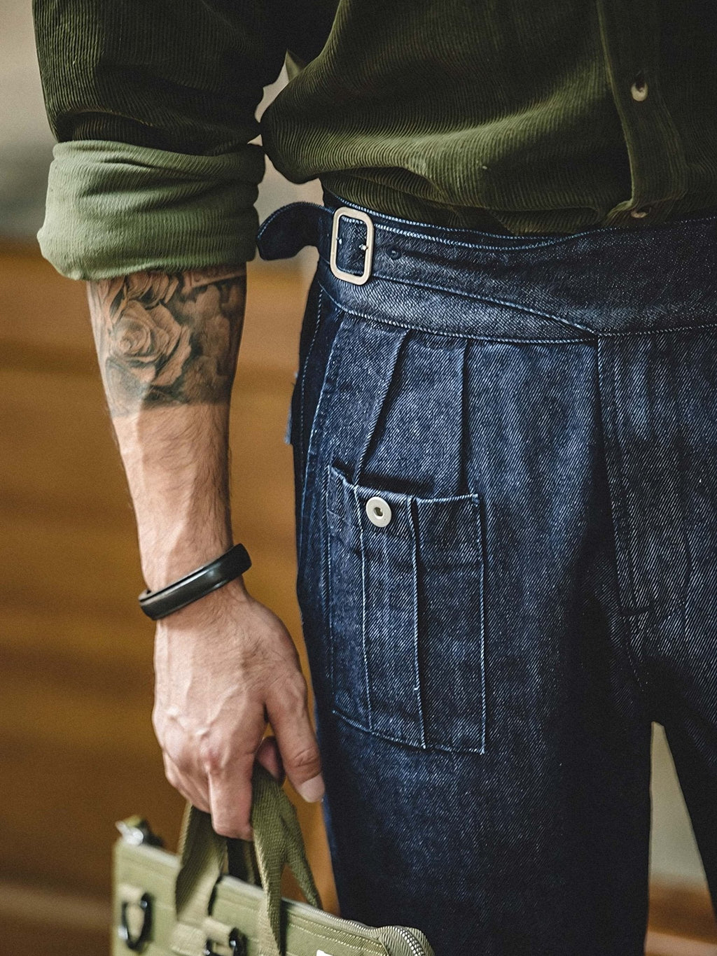 ネイビーソウジワークデニムパンツ