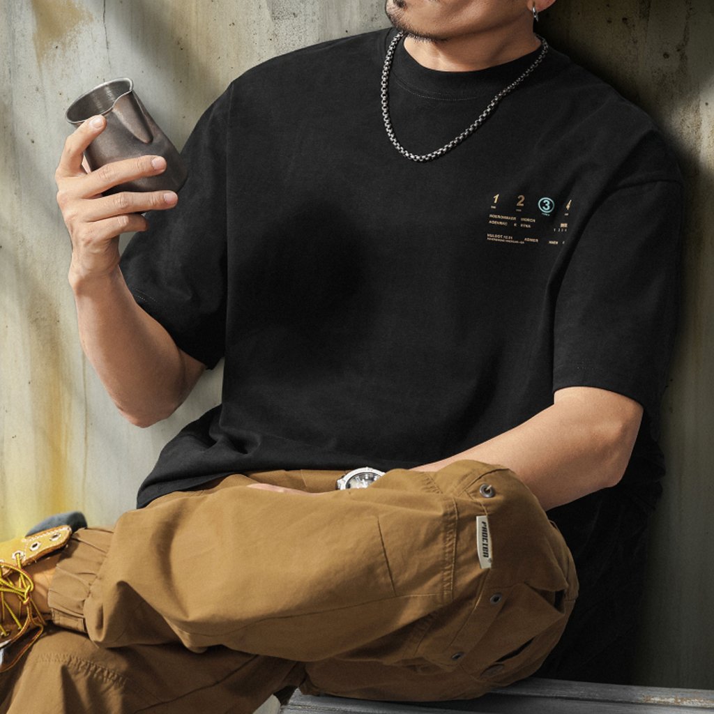 ナンバーアートバックプリントTシャツ