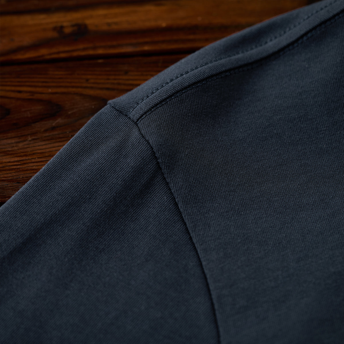 カイト クラフト クルーネックTシャツ