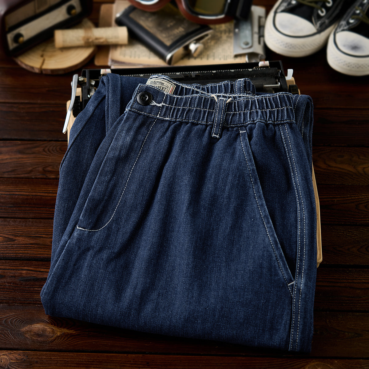 カズ ユーティリティデニムパンツ