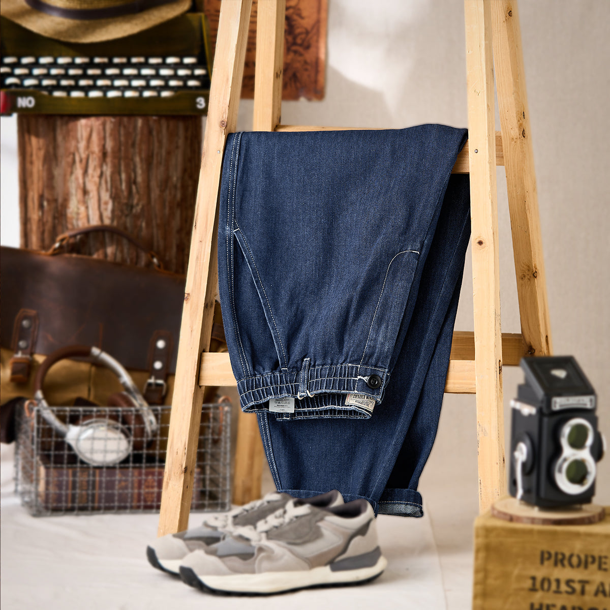 カズ ユーティリティデニムパンツ