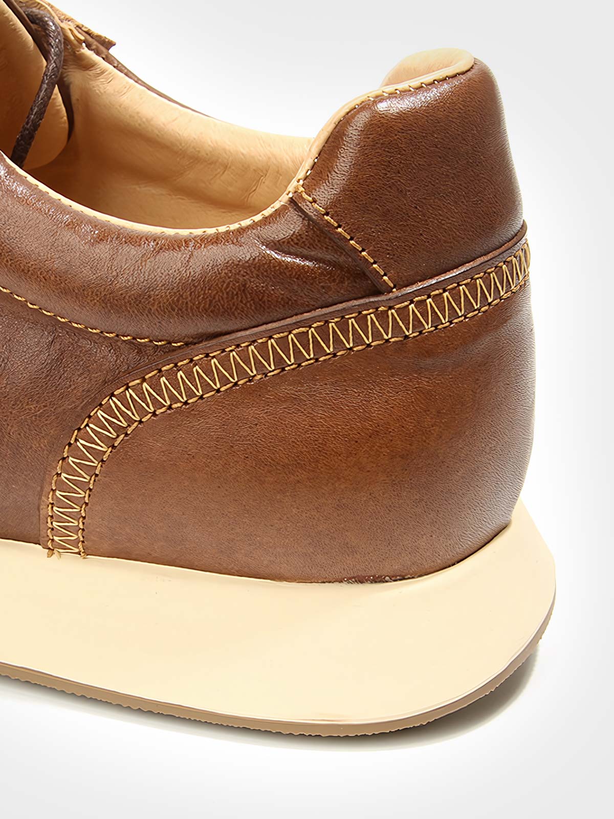 ユウト レザースニーカー