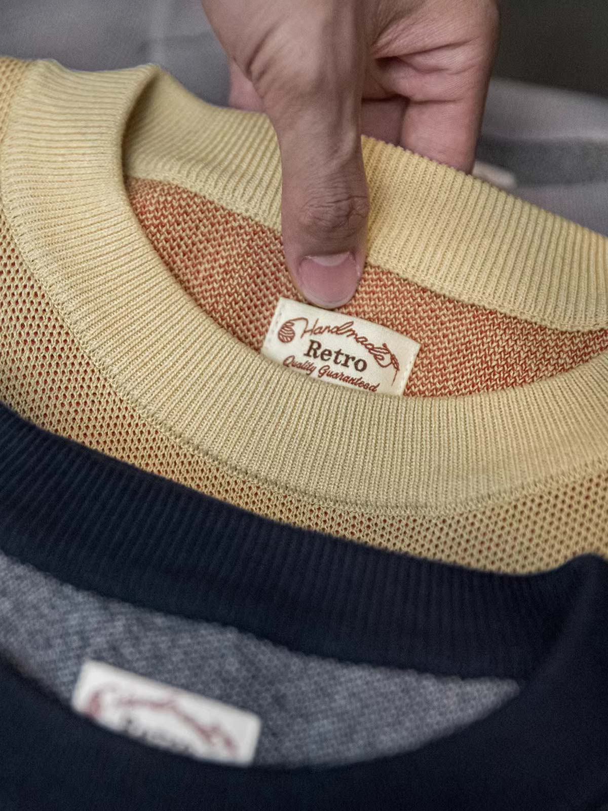 カイ トライバル グラフィック スウェットシャツ