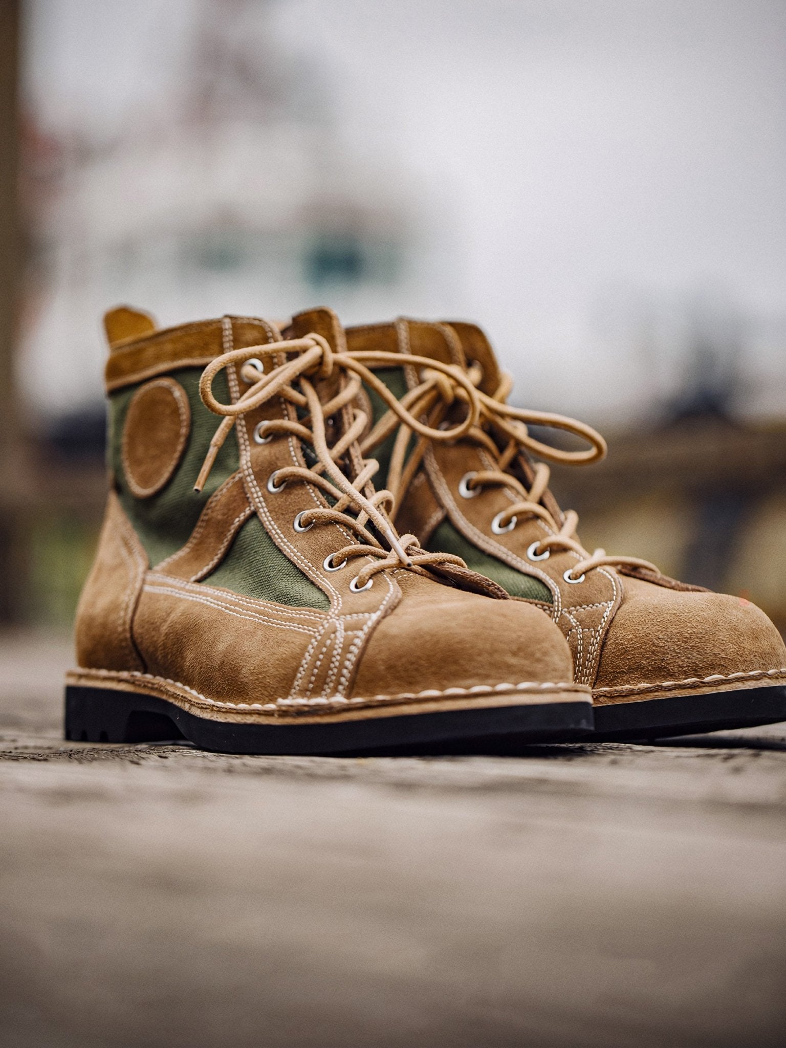 ケンジ オリーブ スエードブーツ