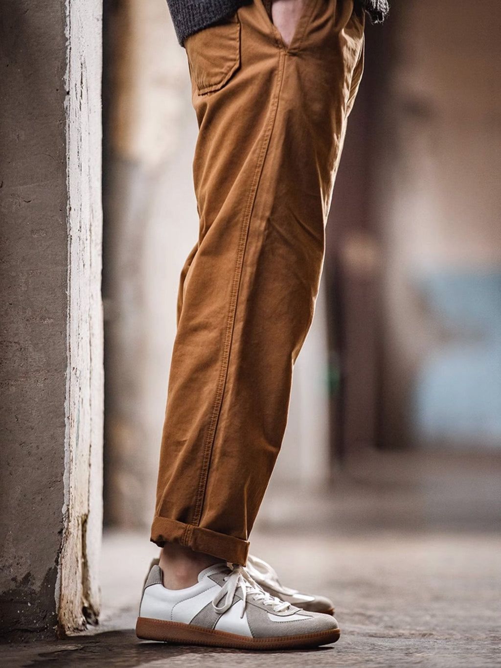 カズマ ホワイト トレーナー スニーカー